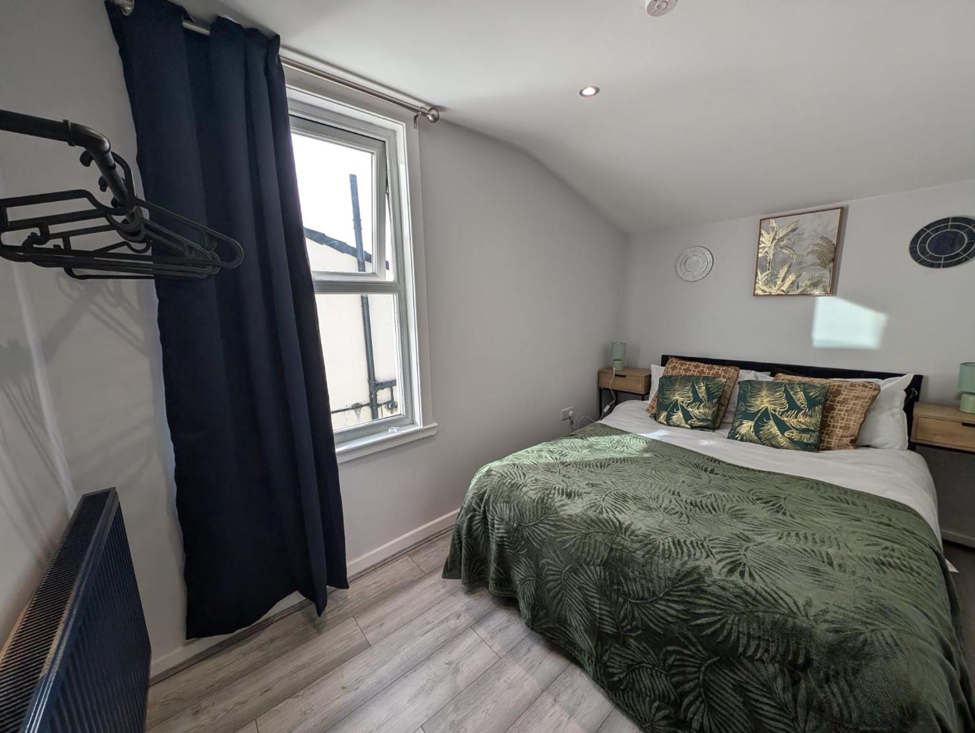3Bed 2Bath House - Free Parking - Close To Everton & Liverpool Fc- Managed By Chique Properties Ltd Exterior photo